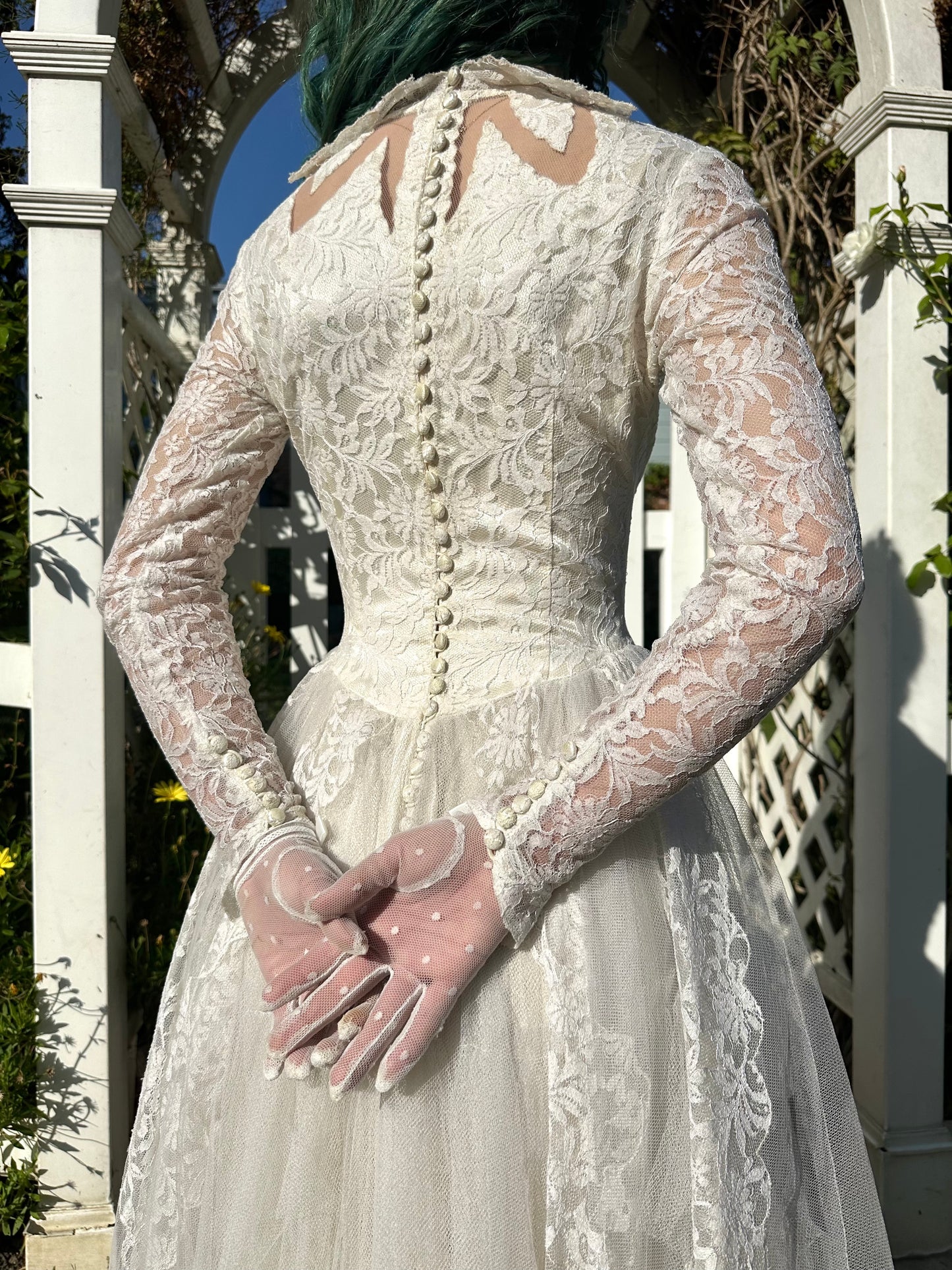 Exquisite Ethereal Antique 1940’s Lace and Tulle Wedding Dress/Bridal Gown XS