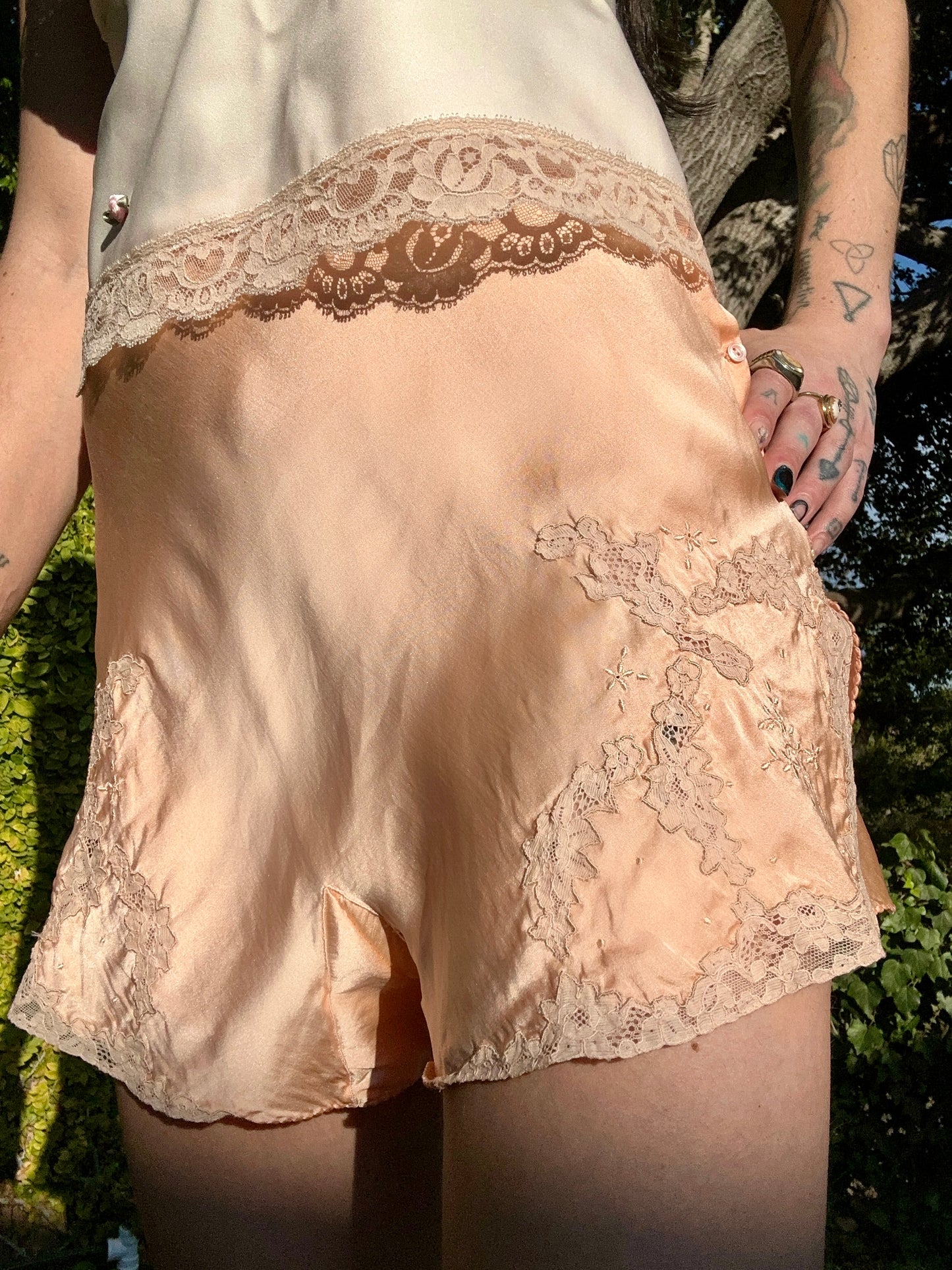 Antique 1930s Peach Silk Tap Pants with Lace Appliqué & Side Button Detail