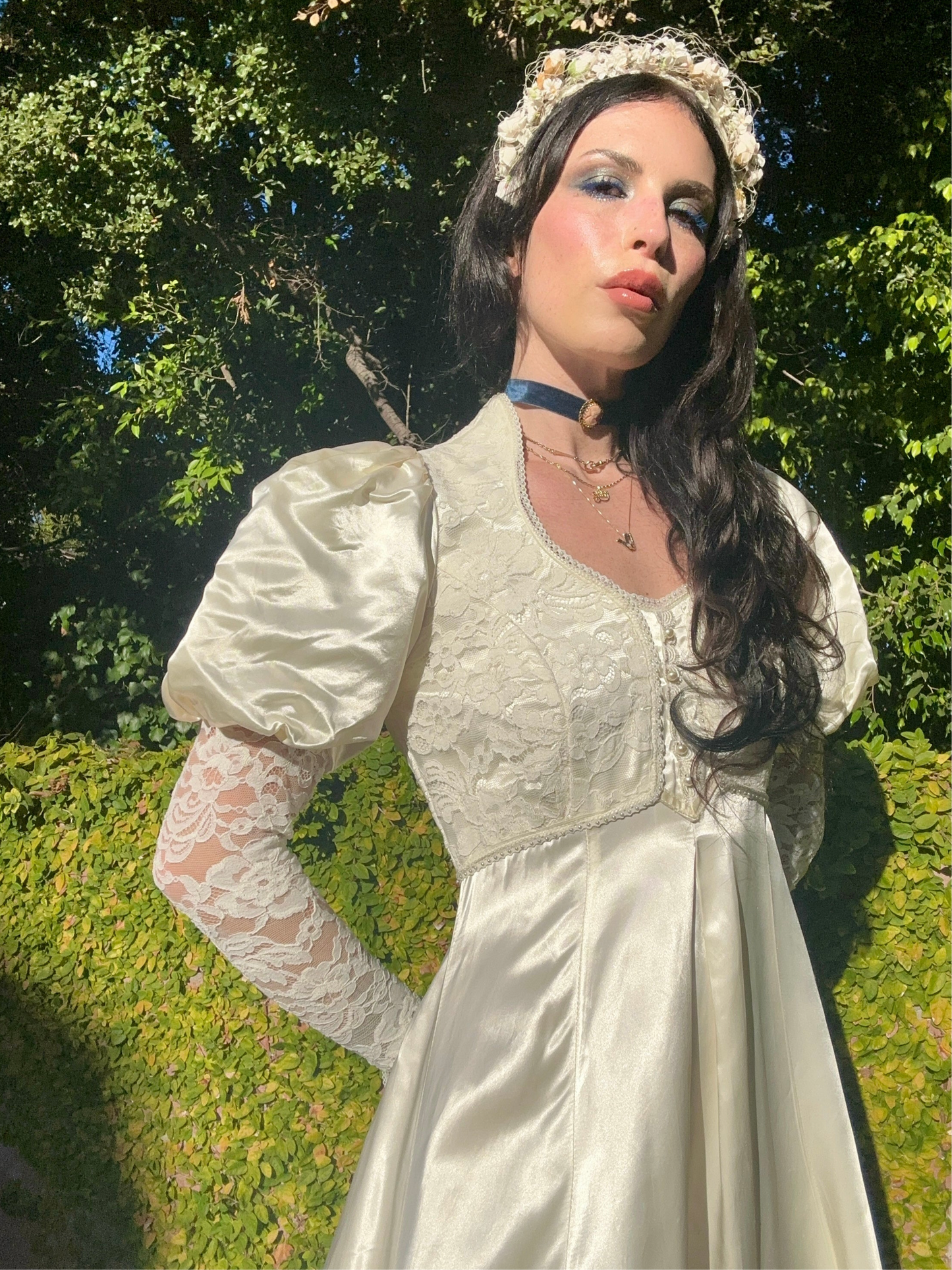 Vintage 1970’s Gunne Sax Renaissance Bridal Collection Wedding Dress in Pearl White