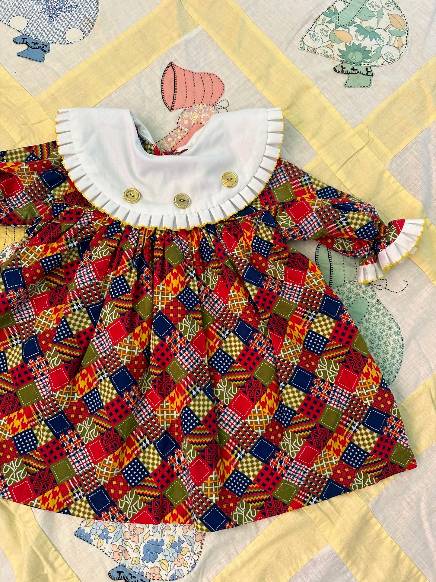 Vintage 1970's Cotton Patchwork Cottage Girls Toddler Dress