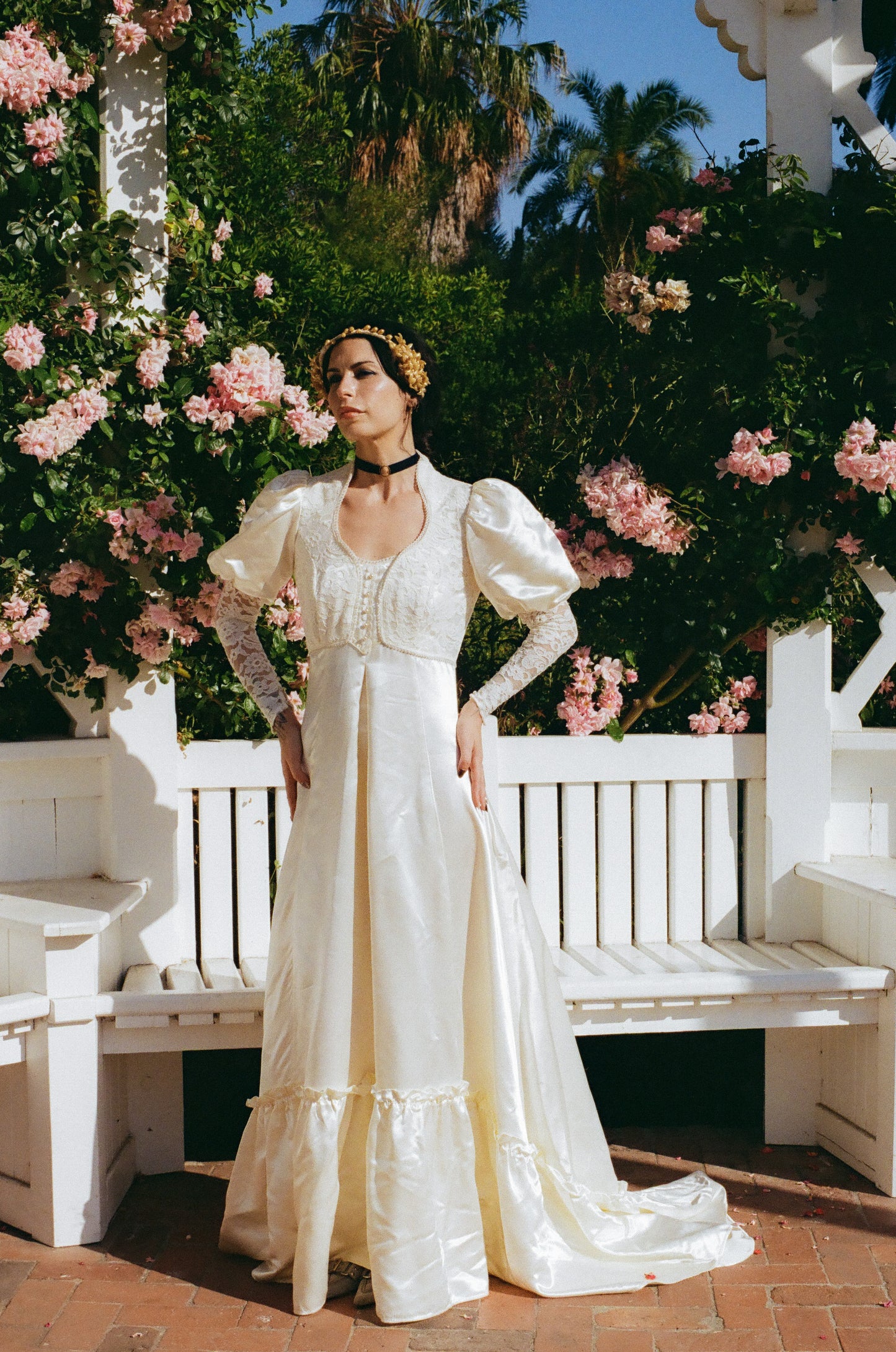 Vintage 1970’s Gunne Sax Renaissance Bridal Collection Wedding Dress in Pearl White