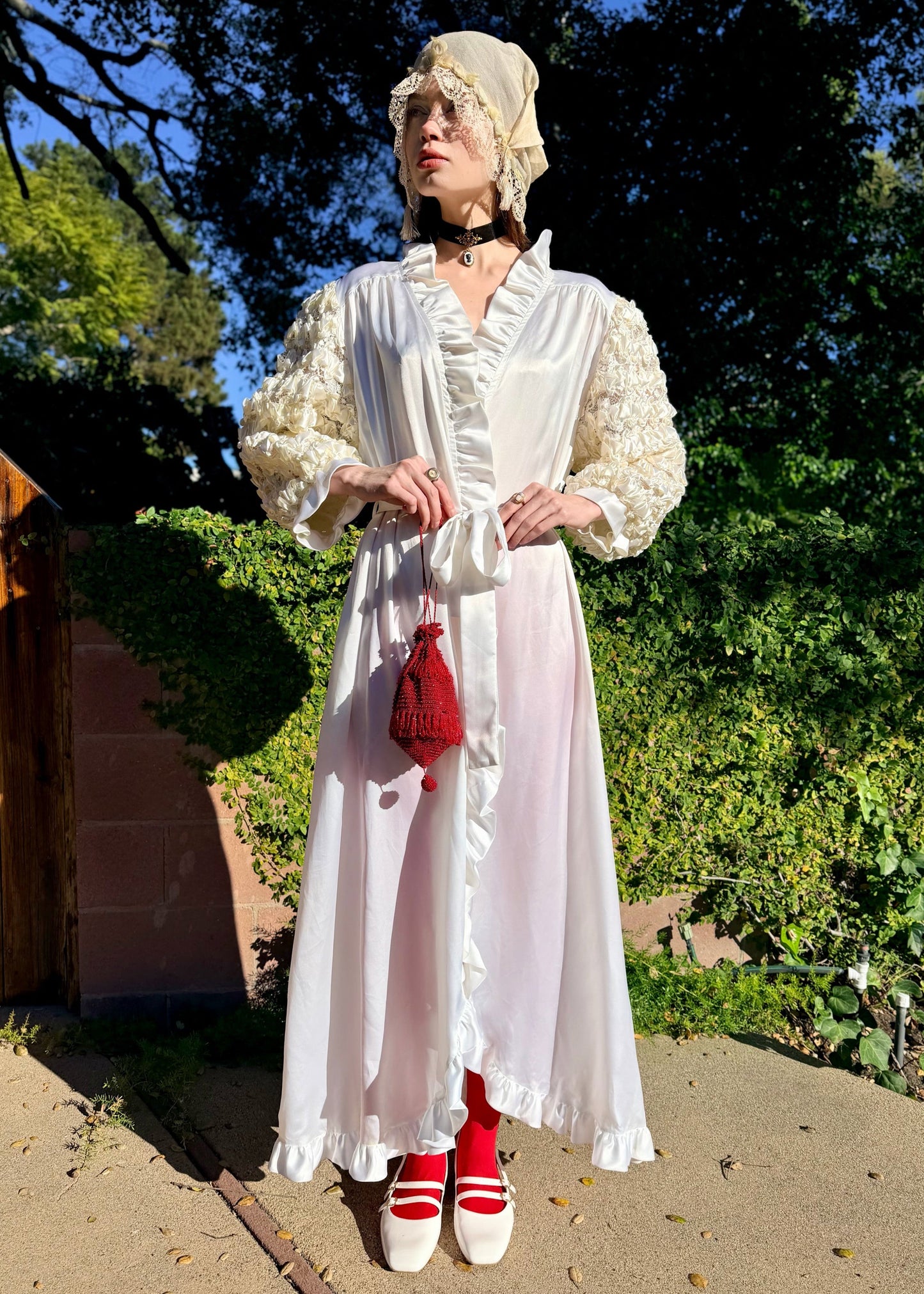 Luxurious Designer Vintage 1980’s Scaasi Eggshell White Silky Satin Bridal Robe Lounge Wear