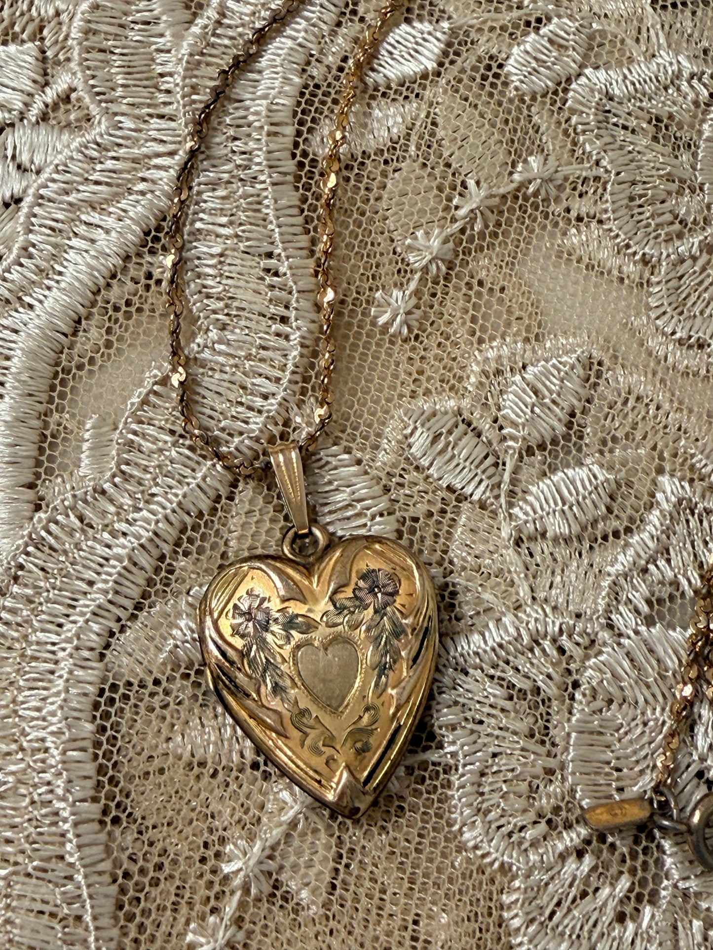 Antique 1930’s Gold Filled 14k Heart Locket with Floral Engravings