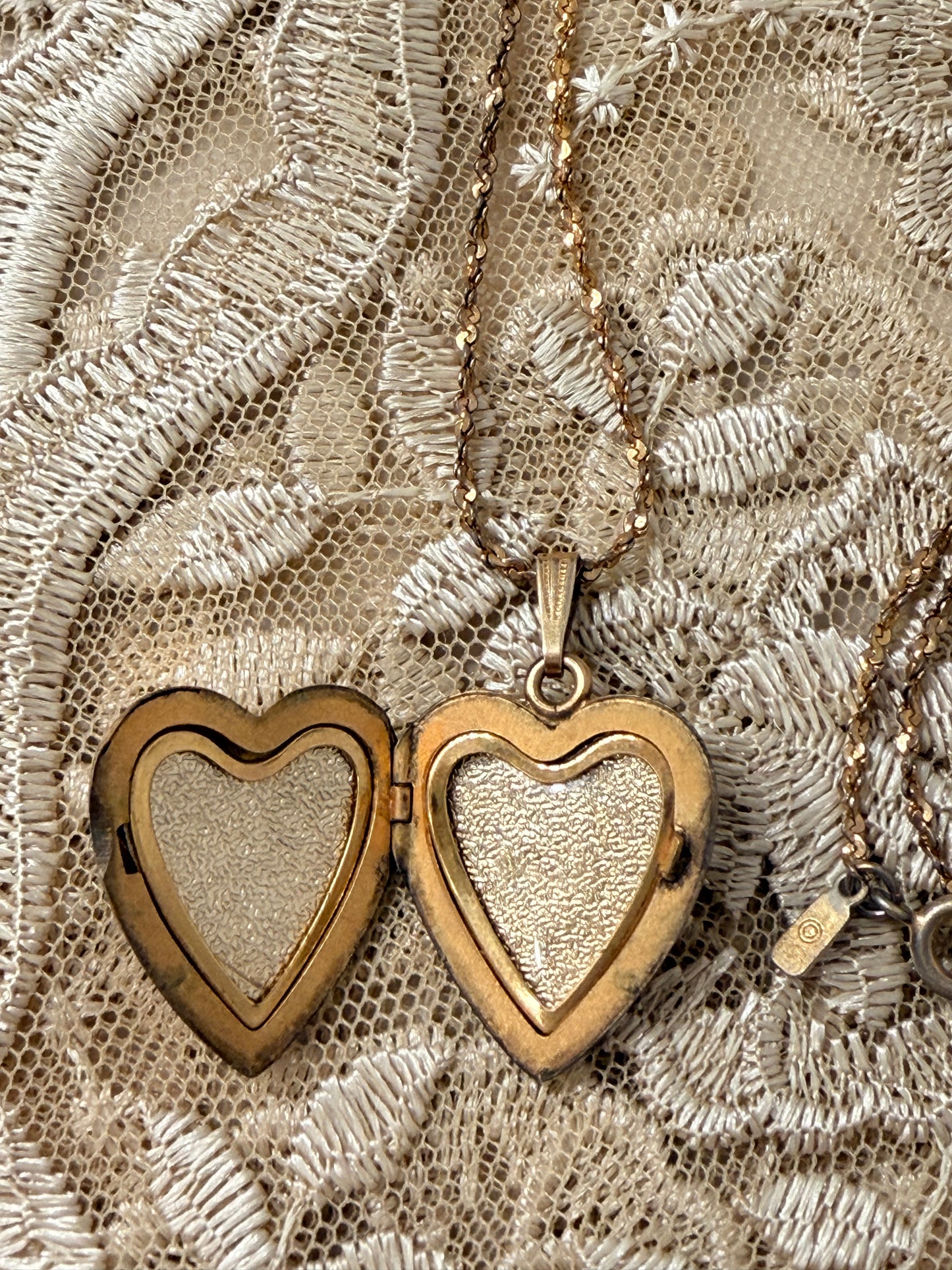 Antique 1930’s Gold Filled 14k Heart Locket with Floral Engravings