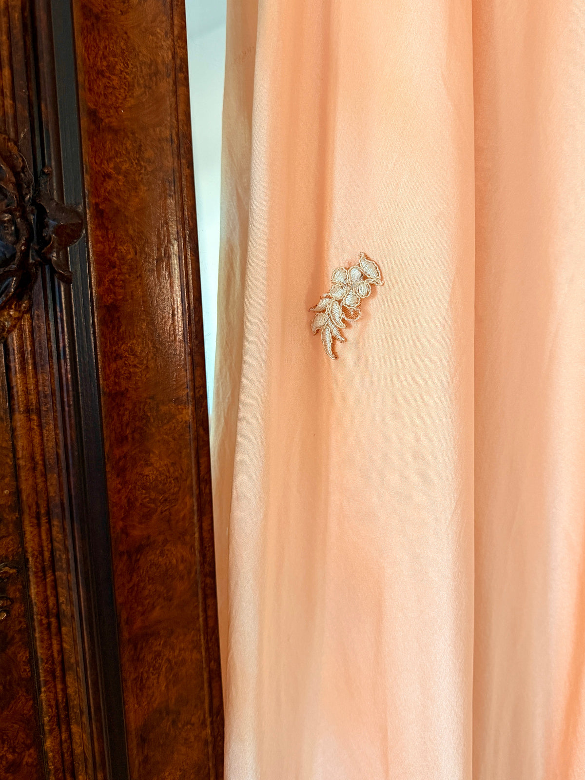 (Reserved) Whimsical Antique 1930’s/1940’s Silk Satin Peachy Pink Slip Dress With Lace Inserts and Flutter Shoulder Sleeves | M-XL
