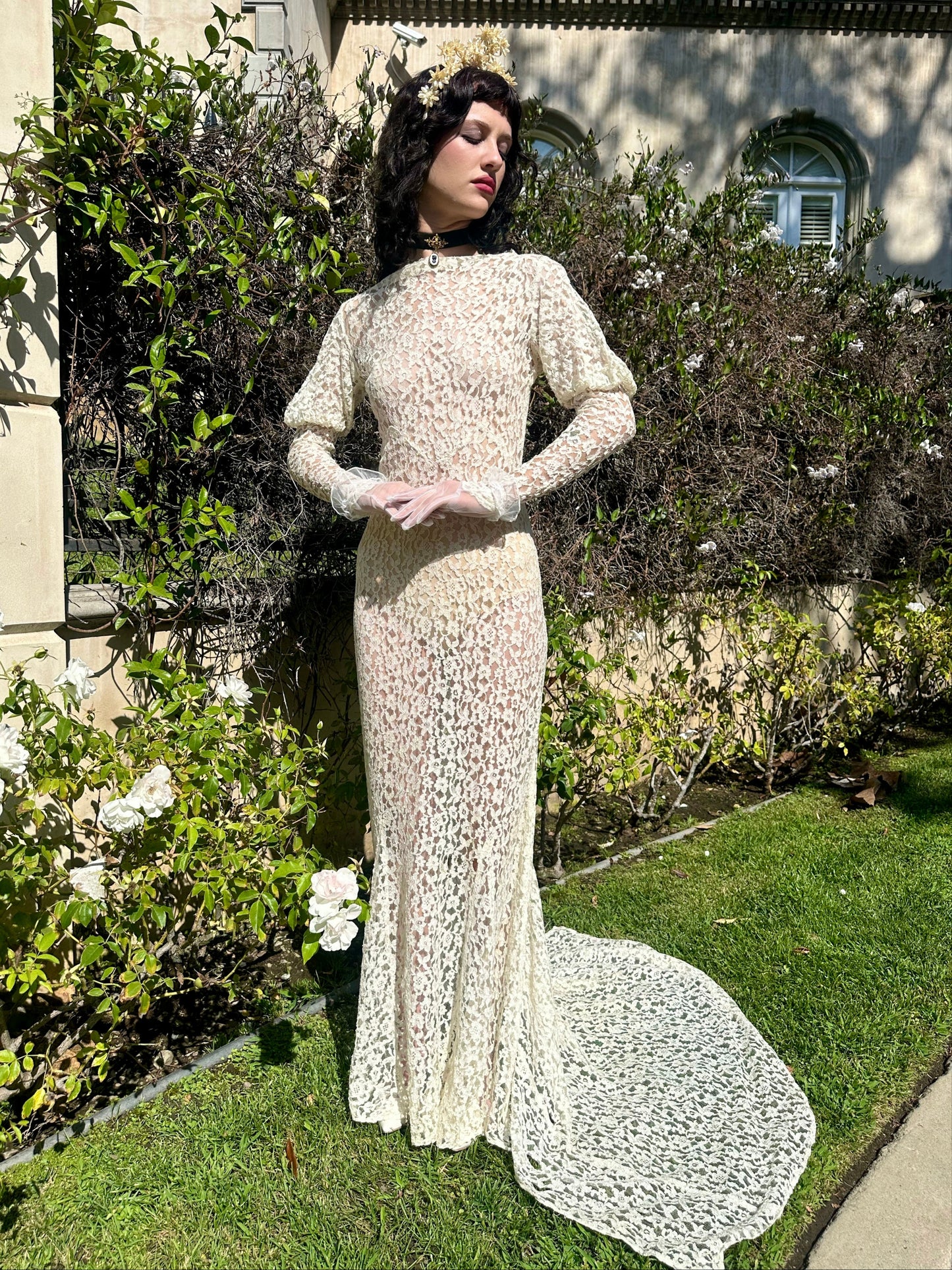 Rare Antique 1930's Art Deco Snow White Lace Wedding Gown With Train